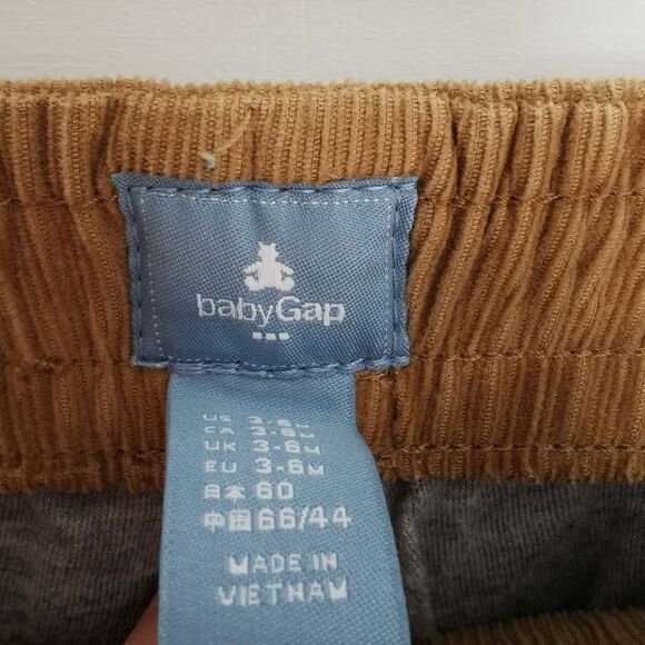 2/$30 Gap Baby boy curdory lined pants 3-6 m - Picture 3 of 5